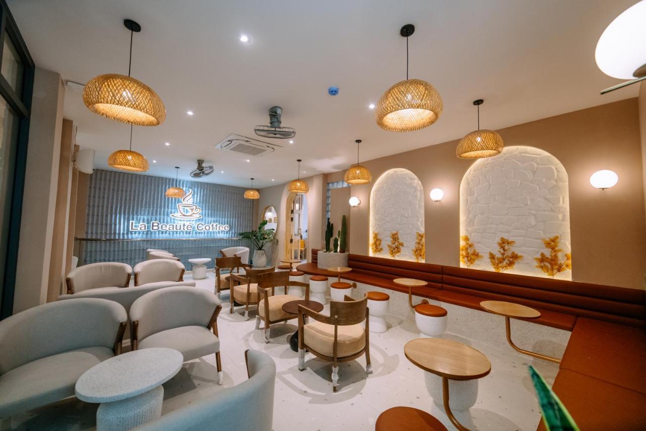 La Beaute Hotel Куинён Экстерьер фото